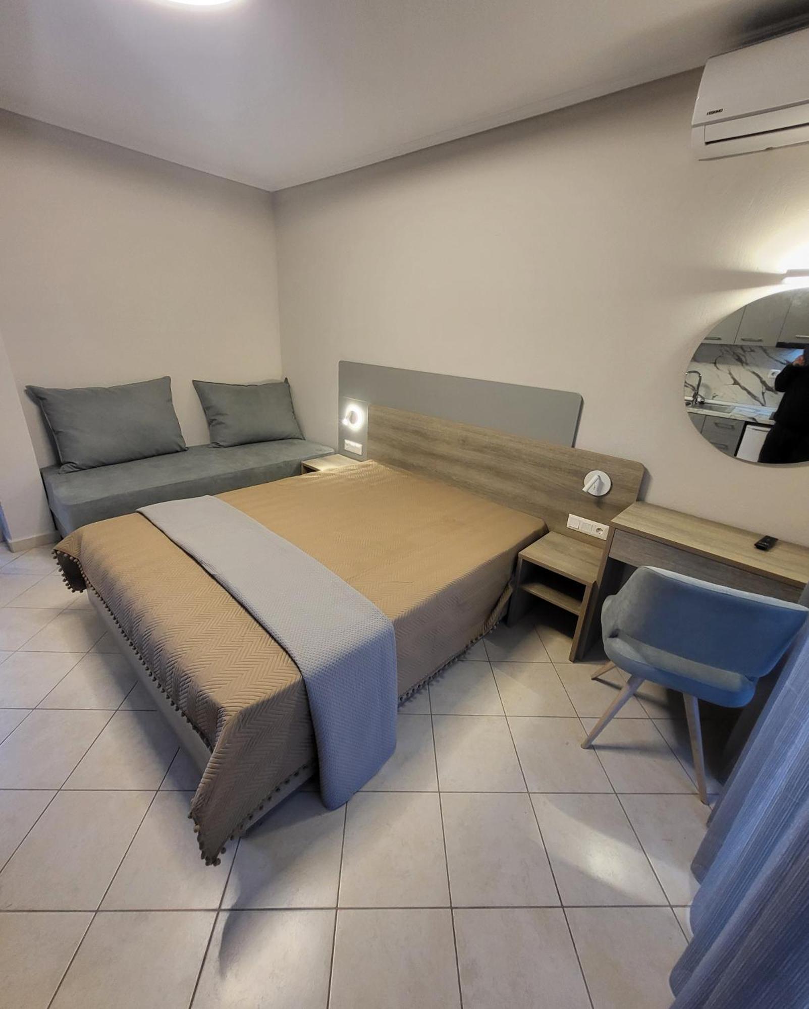 House Spanos Sarti Bagian luar foto