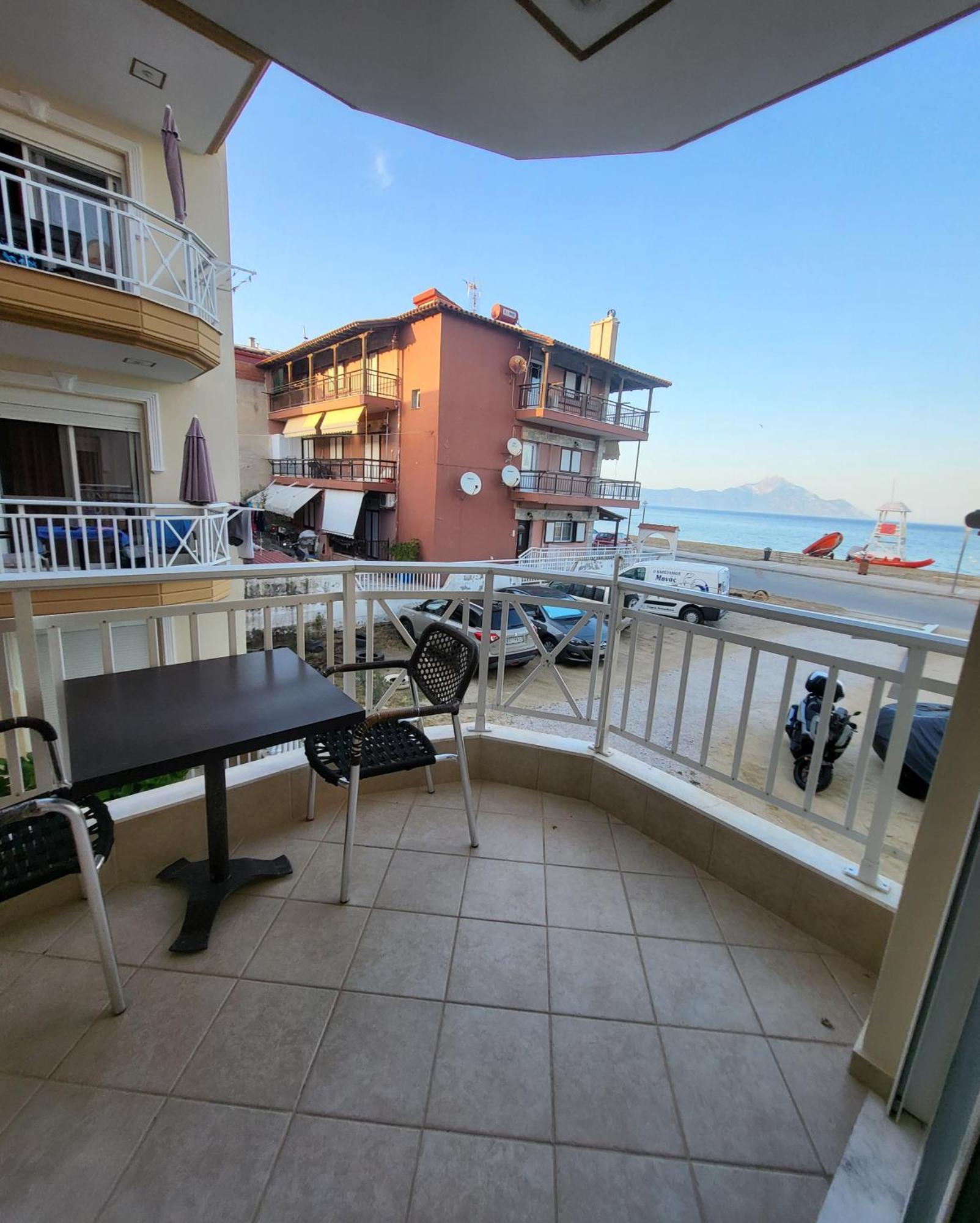 House Spanos Sarti Bagian luar foto
