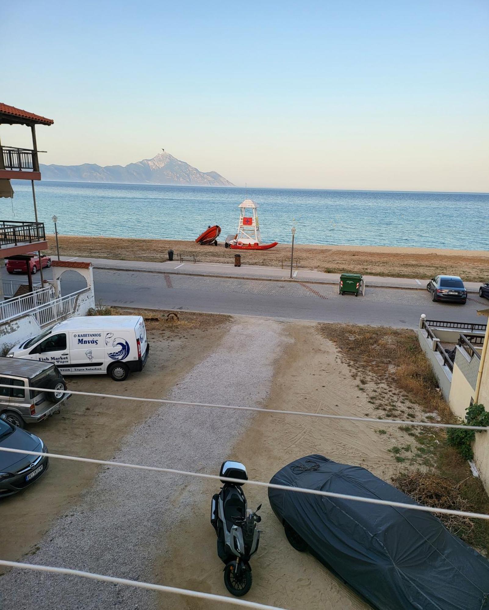 House Spanos Sarti Bagian luar foto