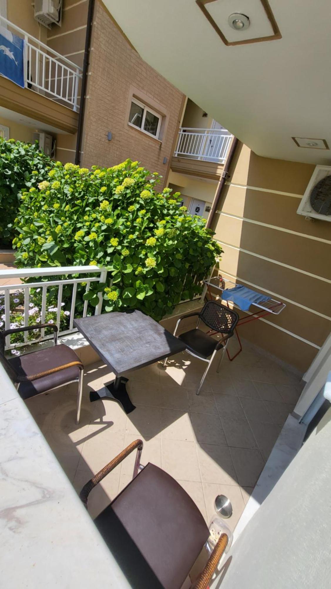 House Spanos Sarti Bagian luar foto
