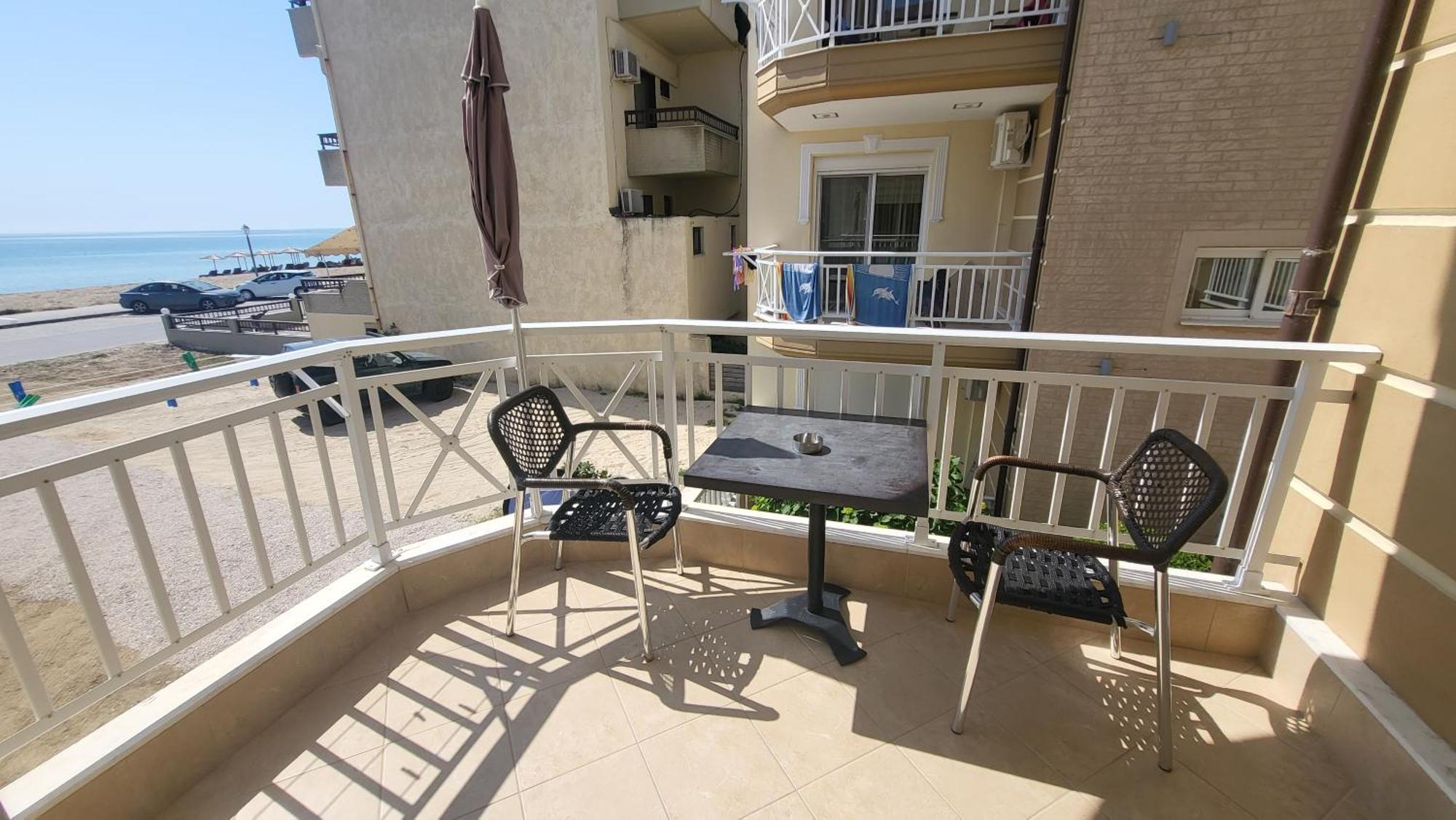 House Spanos Sarti Bagian luar foto