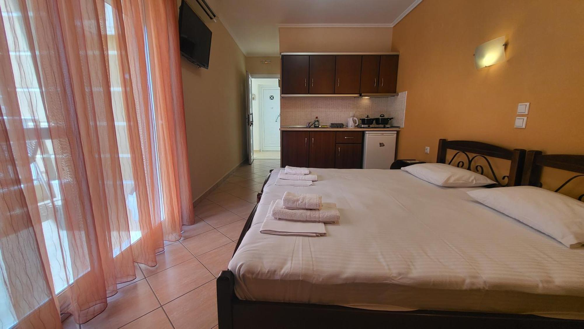 House Spanos Sarti Bagian luar foto